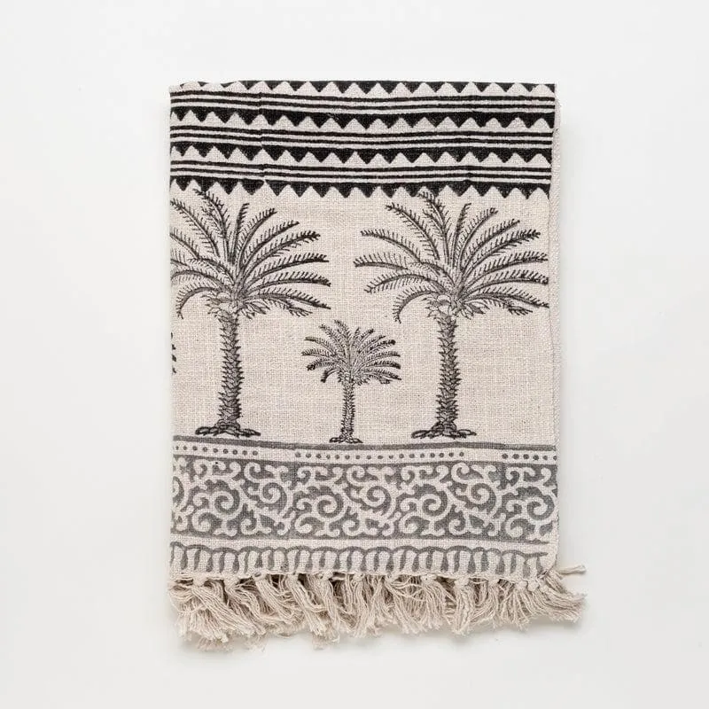 Zig Zag Handblock Printed Throw media 3