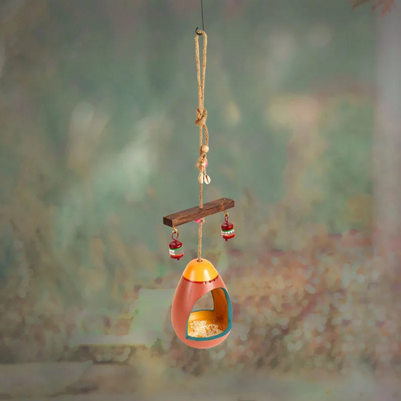 Vahida Bird Feeder media 1