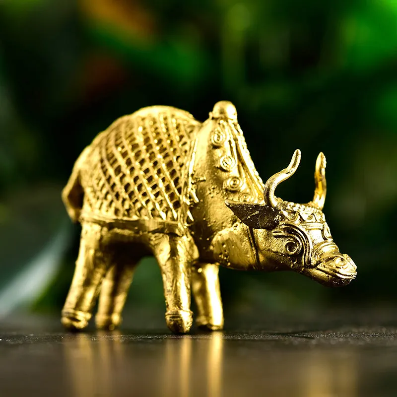 Ethnic Lega Bull Showpiece media 5