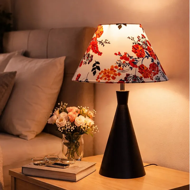 BlossomLuxe Metal Table Lamp media 3