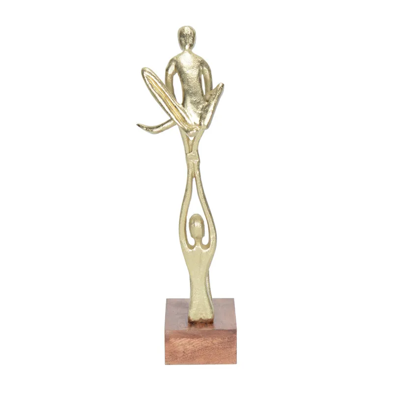 Calisthenic Golden Showpiece media 4