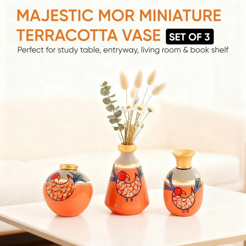 Indukar Terracotta Vase - Three Piece Set media 10