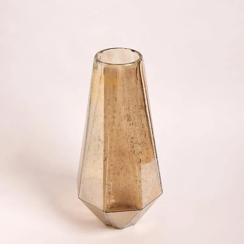 Tasseleate Glass Vase media 3