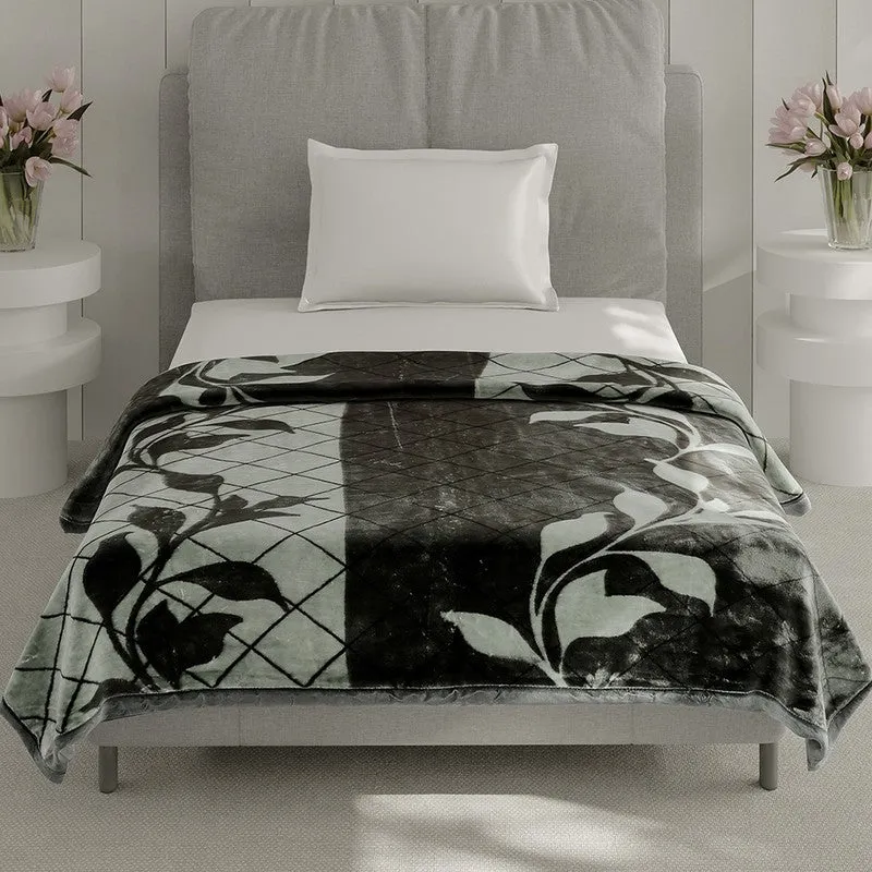 Monte Carlo Midnight Garden Throw Blanket - 895 GSM media 3