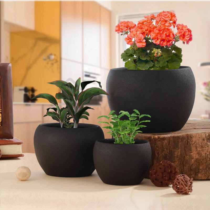 Alisha Handcrafted Matte Planter (Black) - Set Of Three media 13
