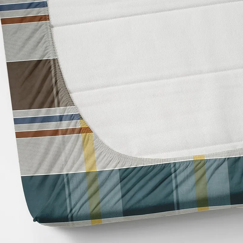 Antoine Geometric Microfiber Bedsheet - 150 GSM media 5