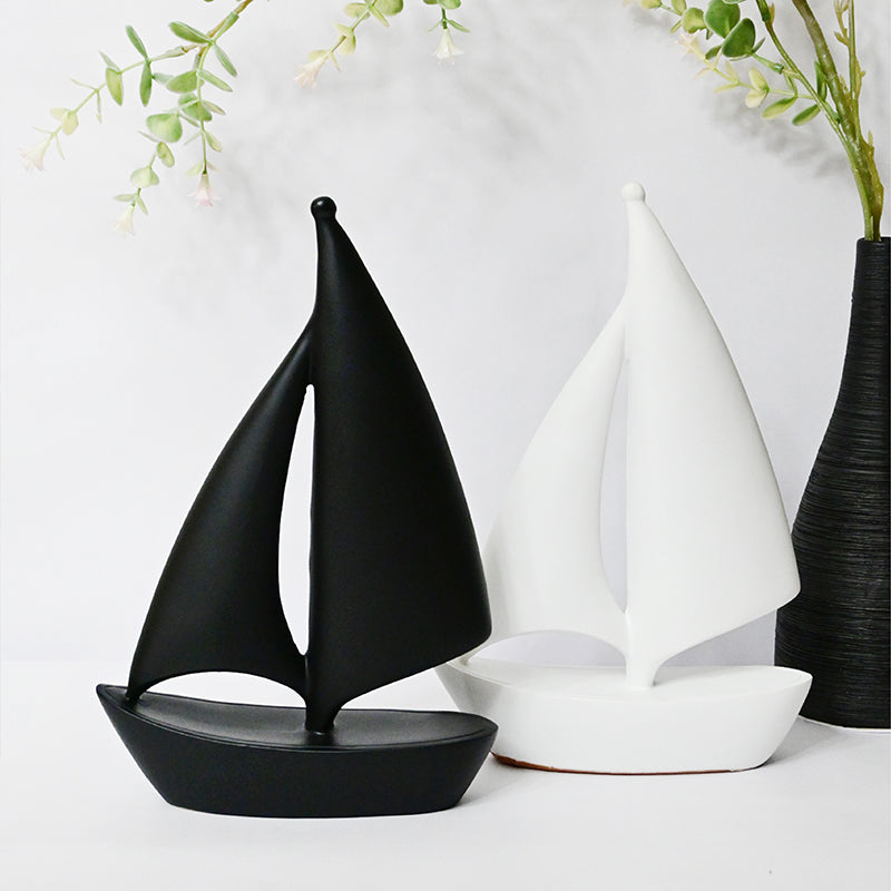 Sailor's Life Showpiece - Black media 3