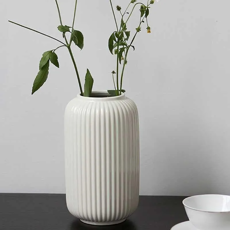 Spunky Splash Vase - White media 3