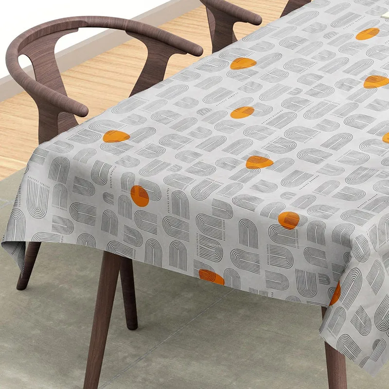 Koenig Table Cover media 3