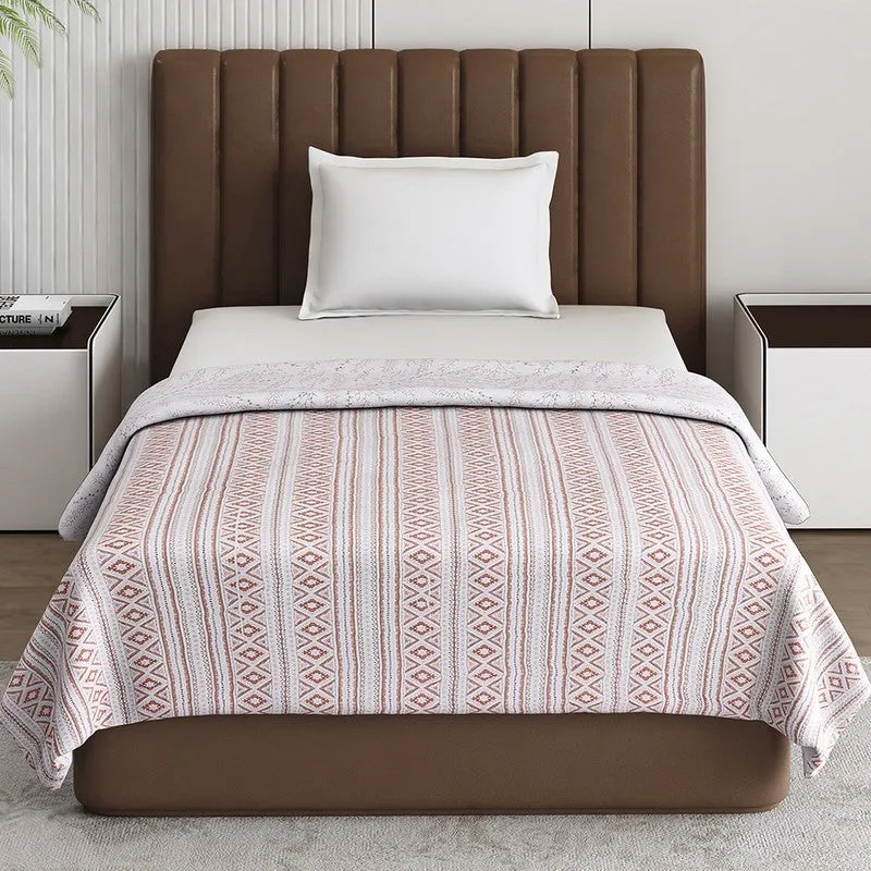 Monte Carlo Strivya Geometric Polycotton Reversible Dohar (Peach) - 150 GSM media 4