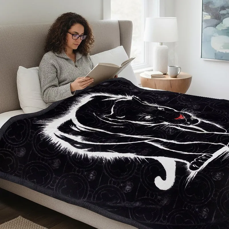 Phantom Fang Blanket - 1300 GSM media 4