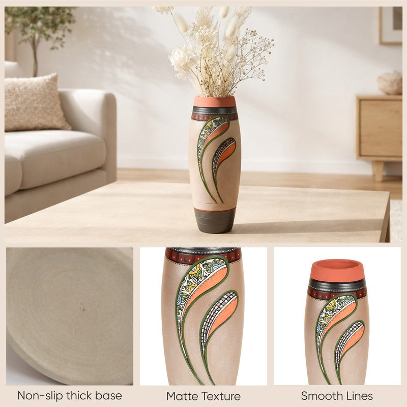 Rachany Handpainted Terracotta Vase media 7