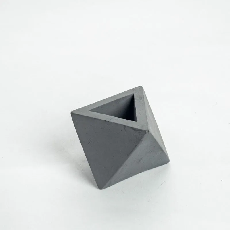 Trido Candle Holder media 4