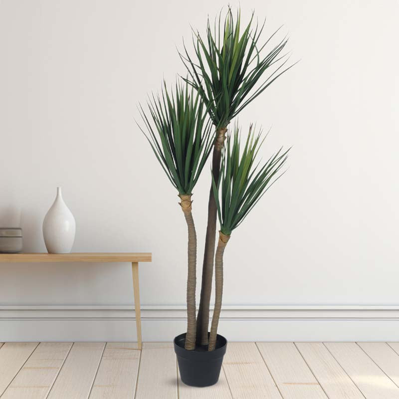 Faux Lush Yucca Plant With Black Plastic Pot -  4 Feet image 3