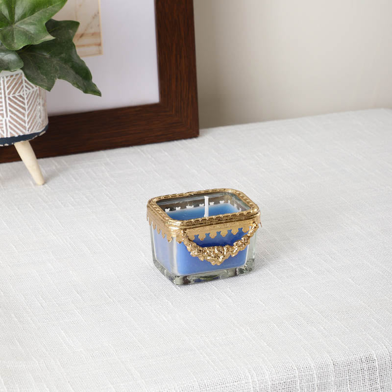 Lavish Ocean Breeze Scented Jar Candle media 4
