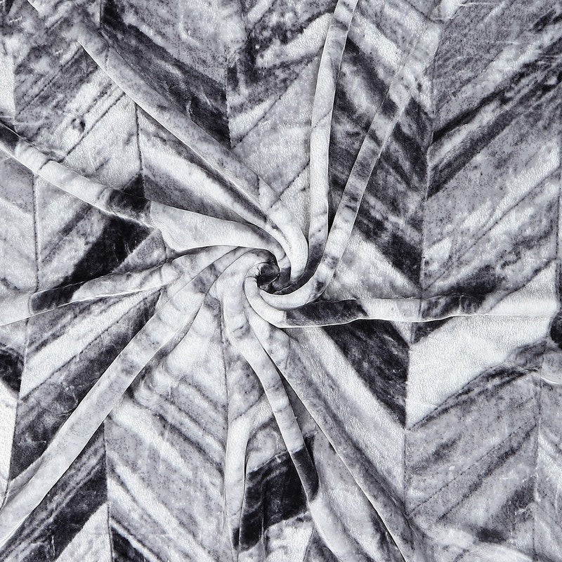 Monte Carlo Verticle Cascade Blanket (Grey) - 1000 GSM media 7