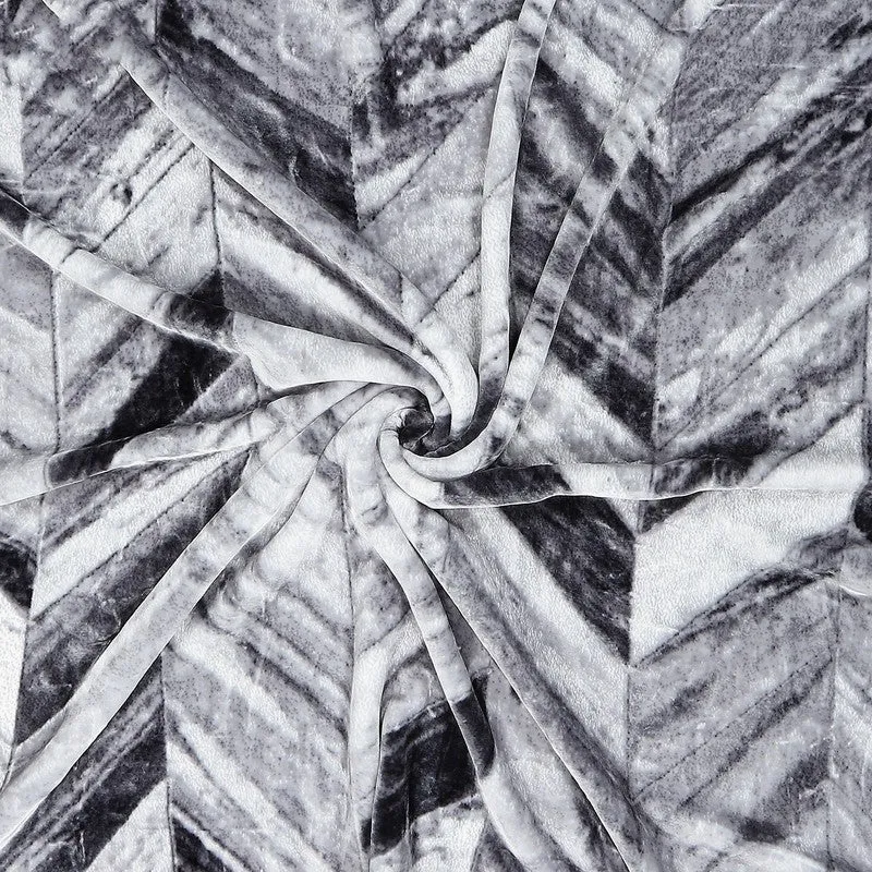 Monte Carlo Verticle Cascade Blanket (Grey) - 1000 GSM media 7