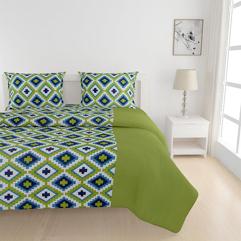 Swayam Green Grandeur Geometric Bedding Set media 3