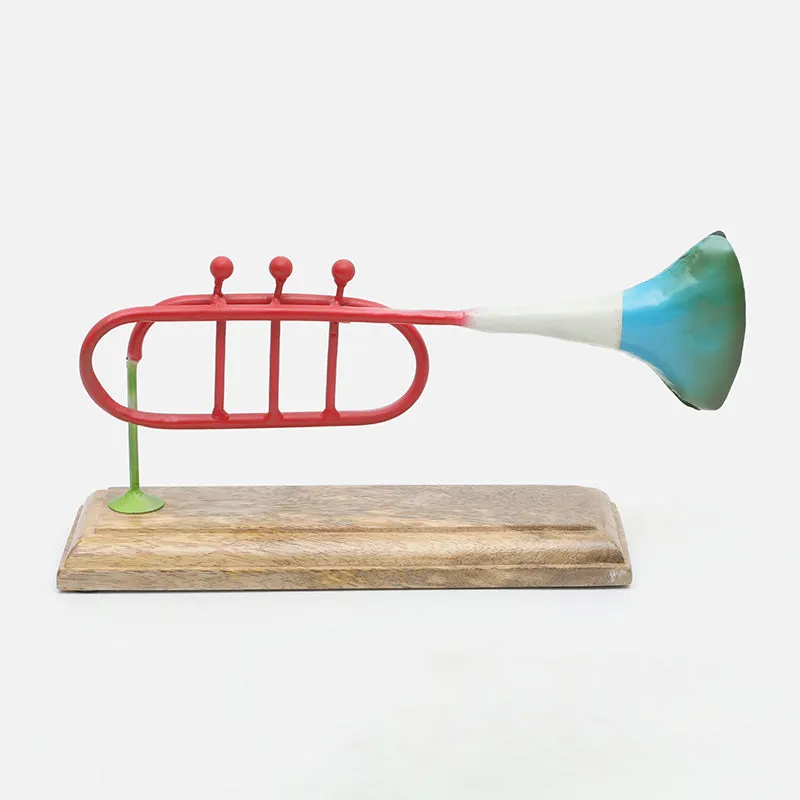 Trumpet Of Color Showpiece media 3