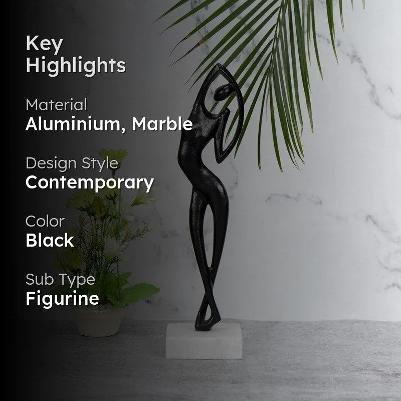 Stretch Shape Showpiece - Black media 2