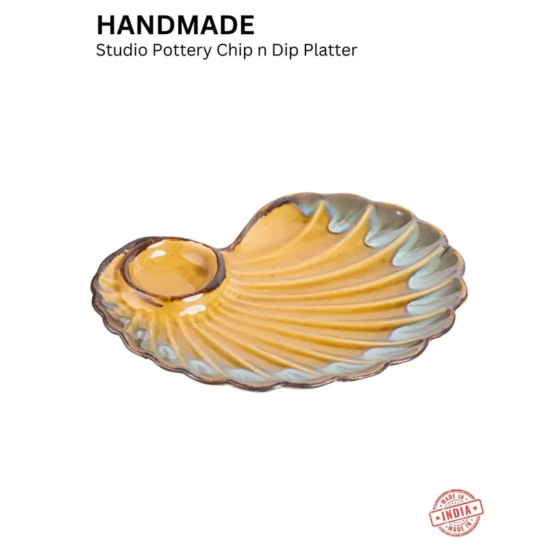 Cerava Shell Ceramic Platter media 8
