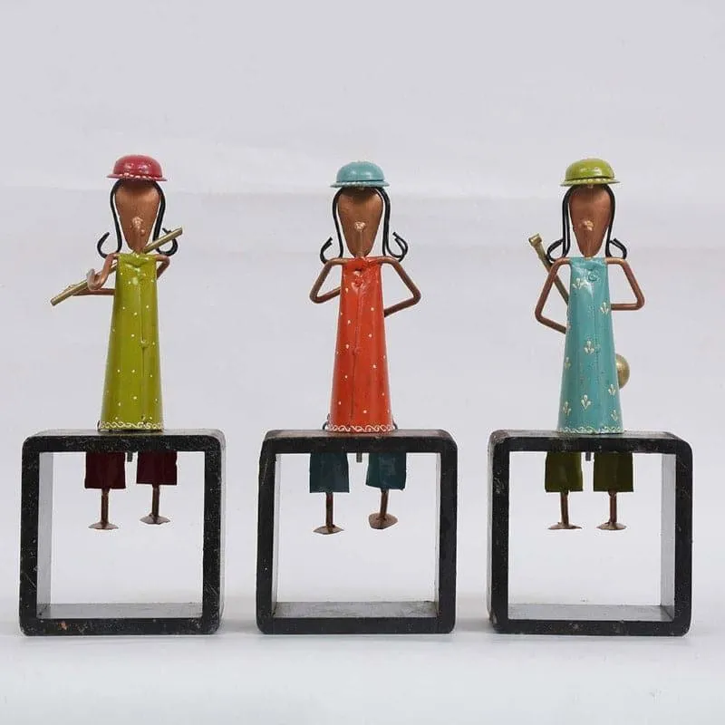 Folk Melodic Gather Showpiece - Set Of Three media 4