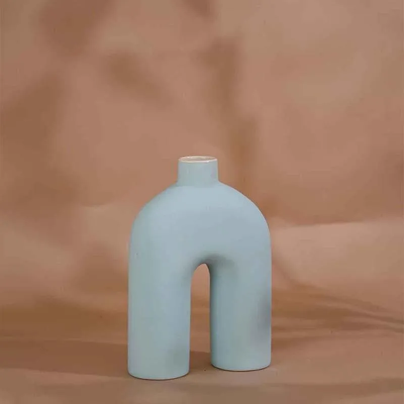 Scandinavian U Vase - Blue media 4