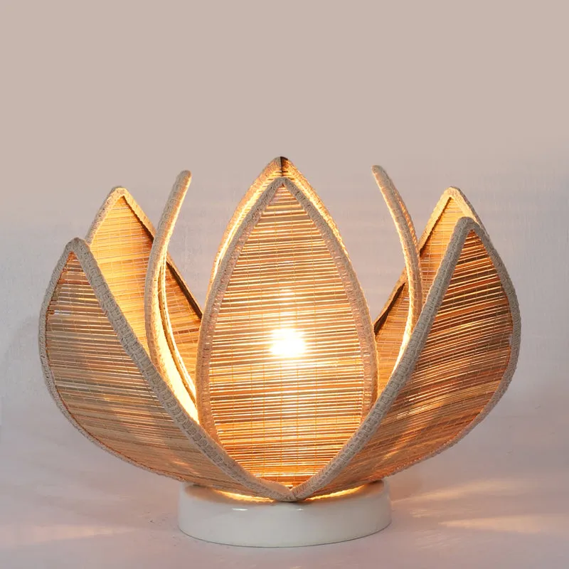 Bralia Bamboo Rose Table Lamp - Beige media 4