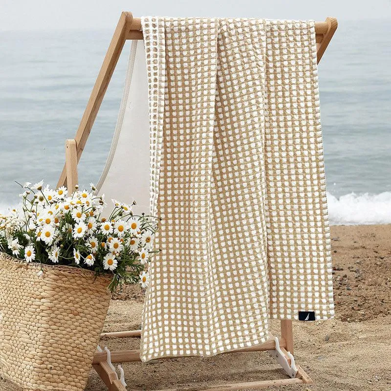 Nautica Feather Dots Cotton Bath Towel - Beige media 3