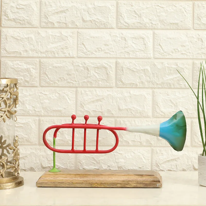 Trumpet Of Color Showpiece media 1