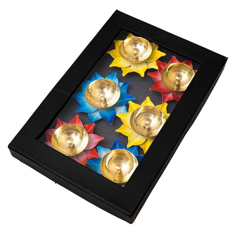Enchanting Tealights Set media 3