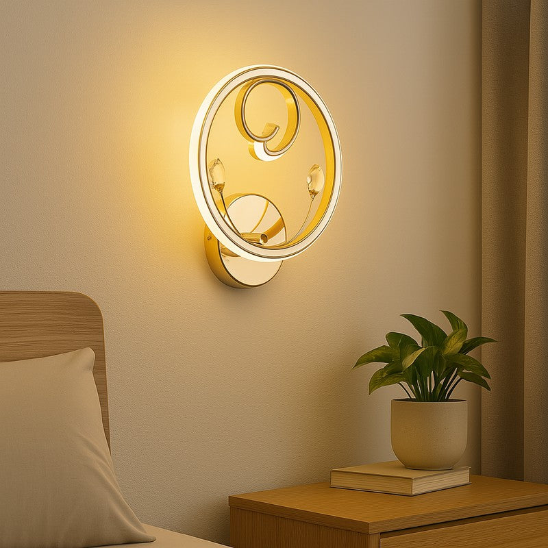 Cirra Aluminum Wall Lamp