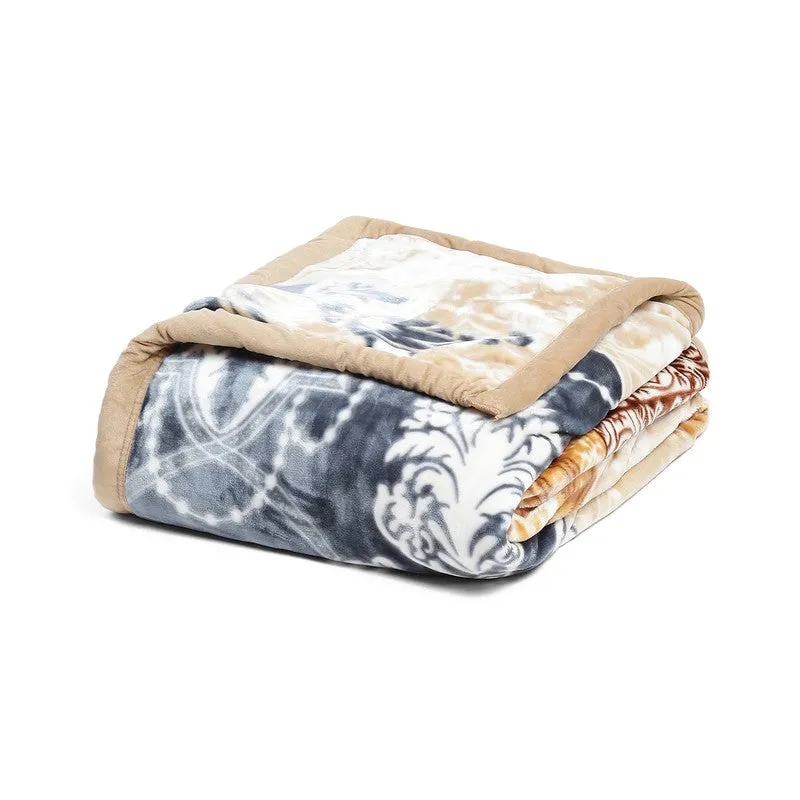 Monte Carlo Bohemian Bliss Blanket - 850 GSM media 5