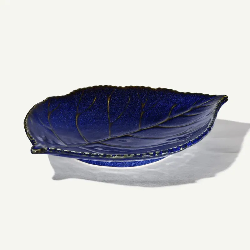 Givara Leaf Handmade Ceramic Platter media 3