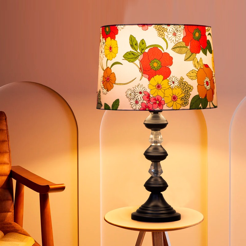 Floral Vista Metal Table Lamp