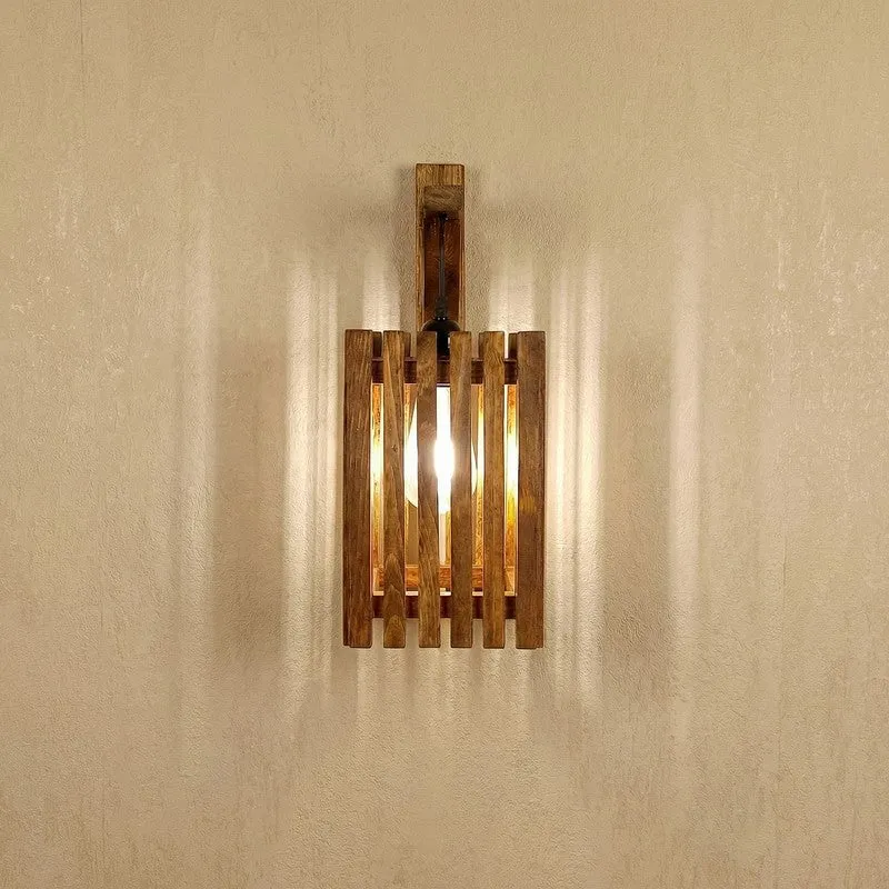 LineCraft Wooden Wall Lamp - Brown media 7
