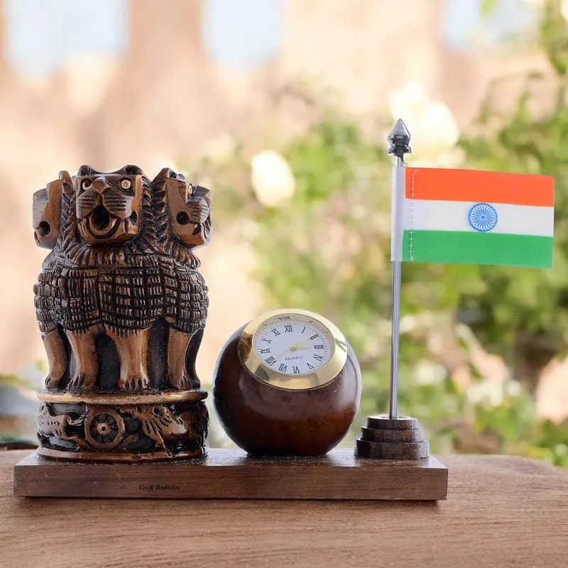 Timeless Tiranga Wooden Pen Stand media 1