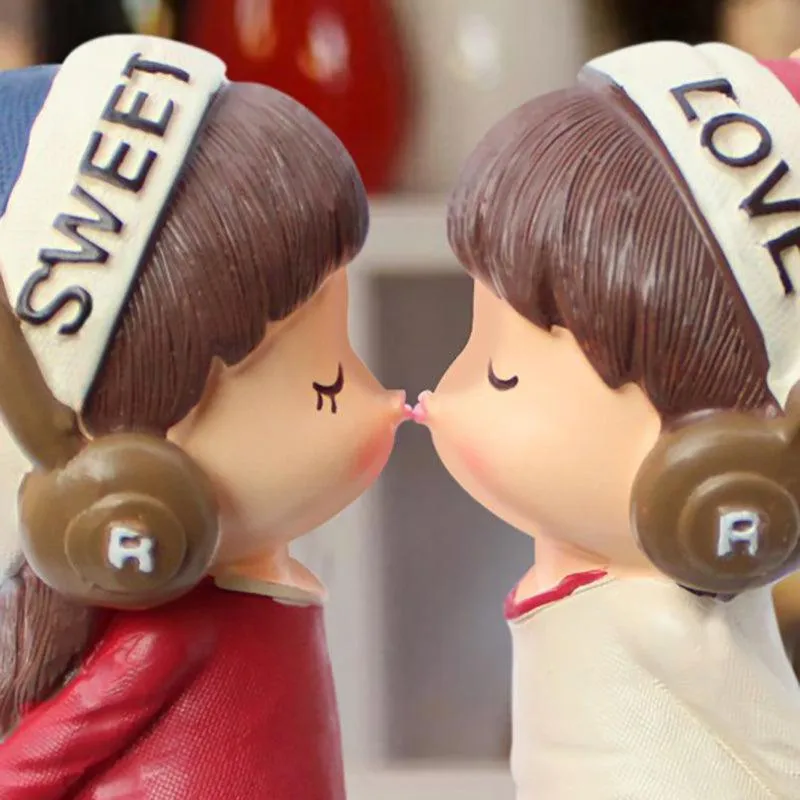 Heart's Promise Resin Showpiece media 4