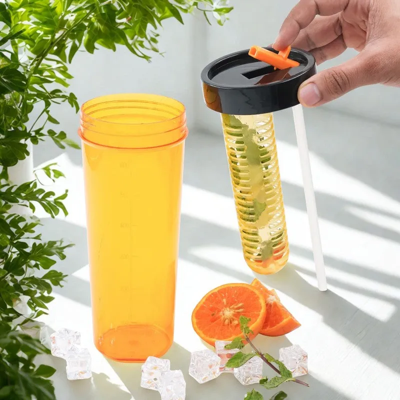 AquaFlow Sipper Water Bottle - 700 mL media 4