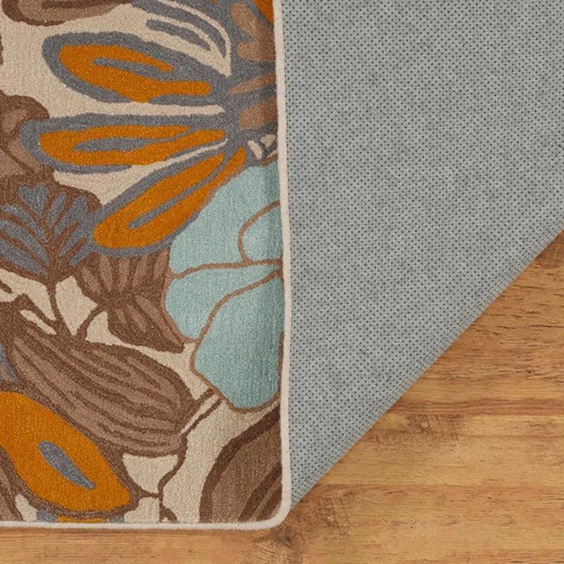 Palantir Hand Tufted Floral Wool & Nylon Carpet - Pink media 5
