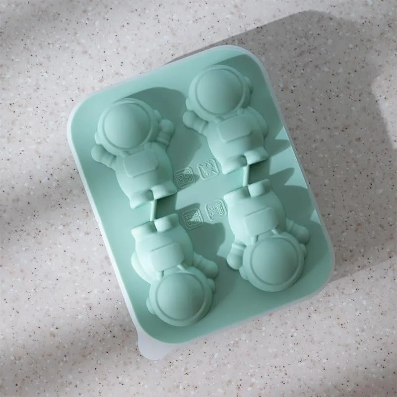 Astronaut Silicone Ice Cube Mould media 3