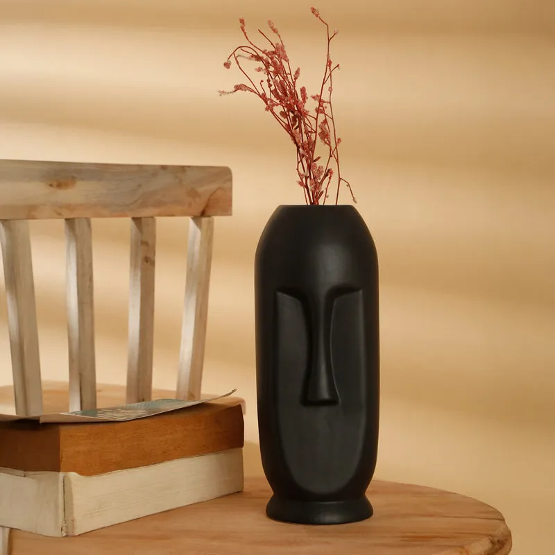 Straight Face Vase - Black media 1
