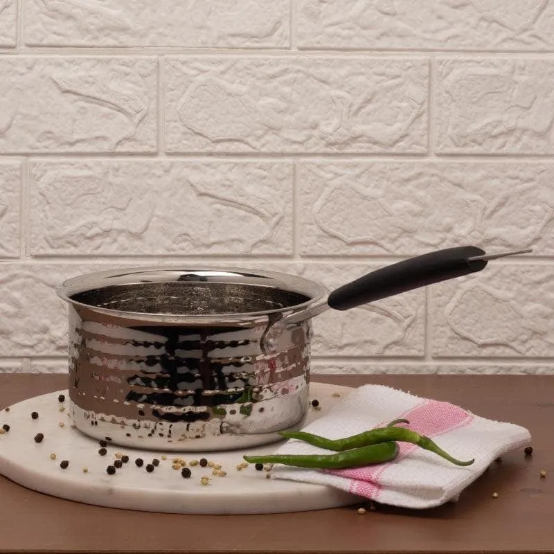 Vintage Charm Hammered Saucepan 2000 ML / 7 Inches media 1