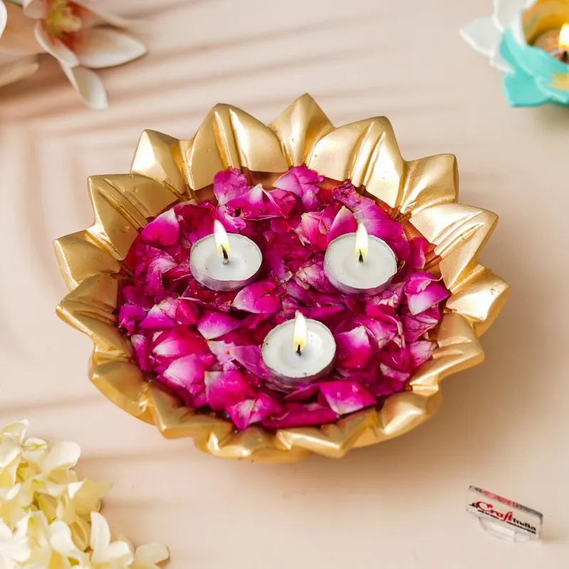 Antique Gold Lotus Resin Urli media 3