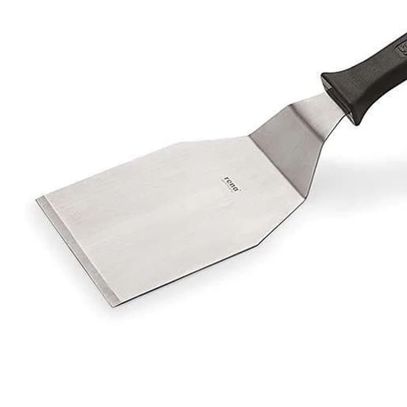 Turner Plastic Handle media 4