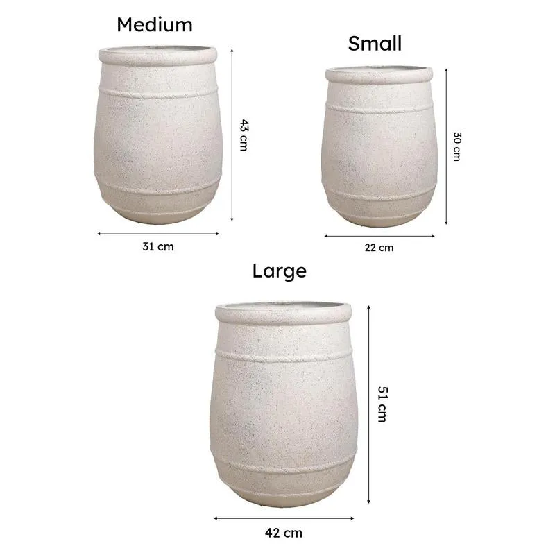 Size comparison image showing Small, Medium and Large off-white planters
