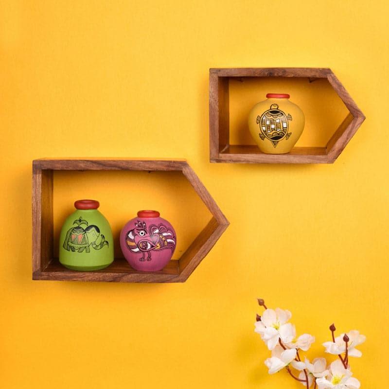 Priyank Wooden Wall Shelf With Pots - Set Of Five