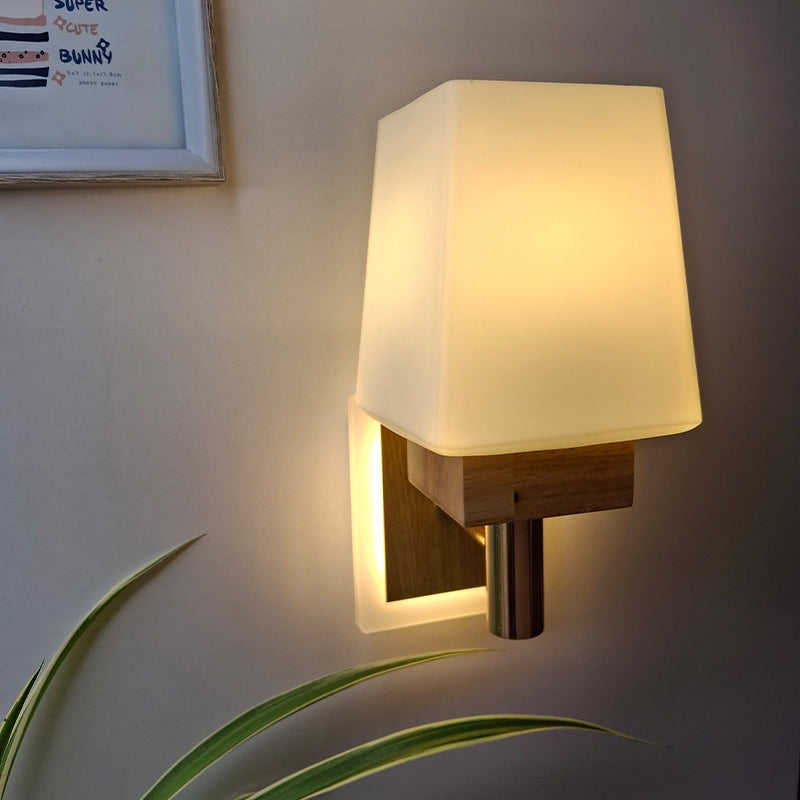 Textura Ray Aluminium & Wooden Wall Lamp