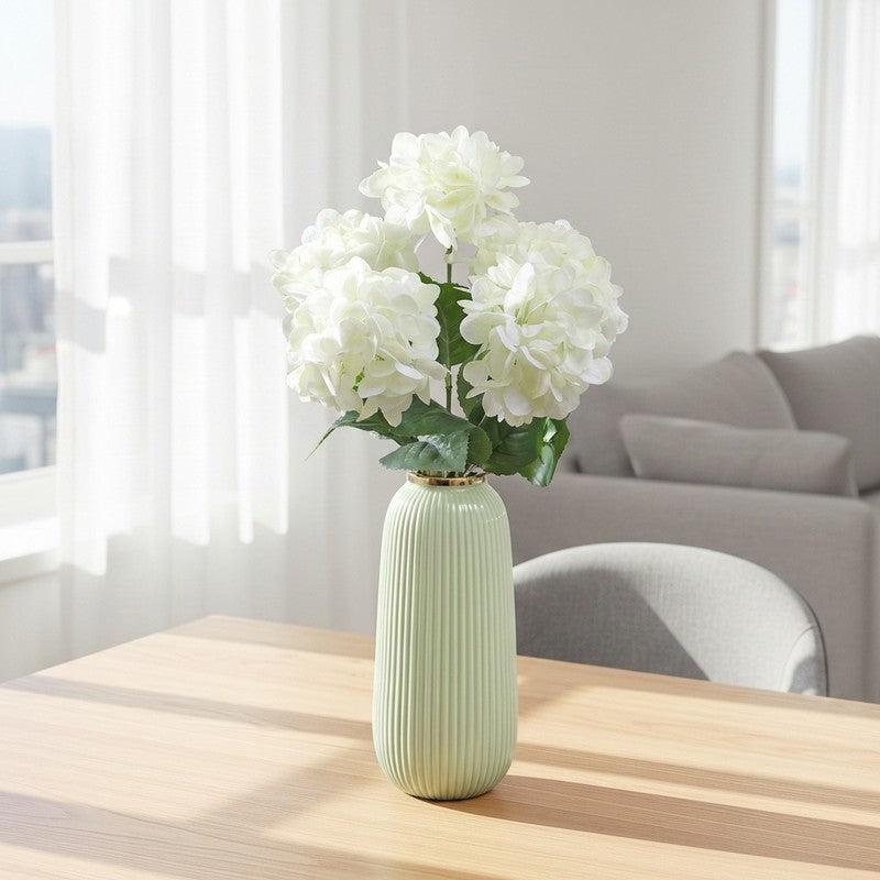 White,Green