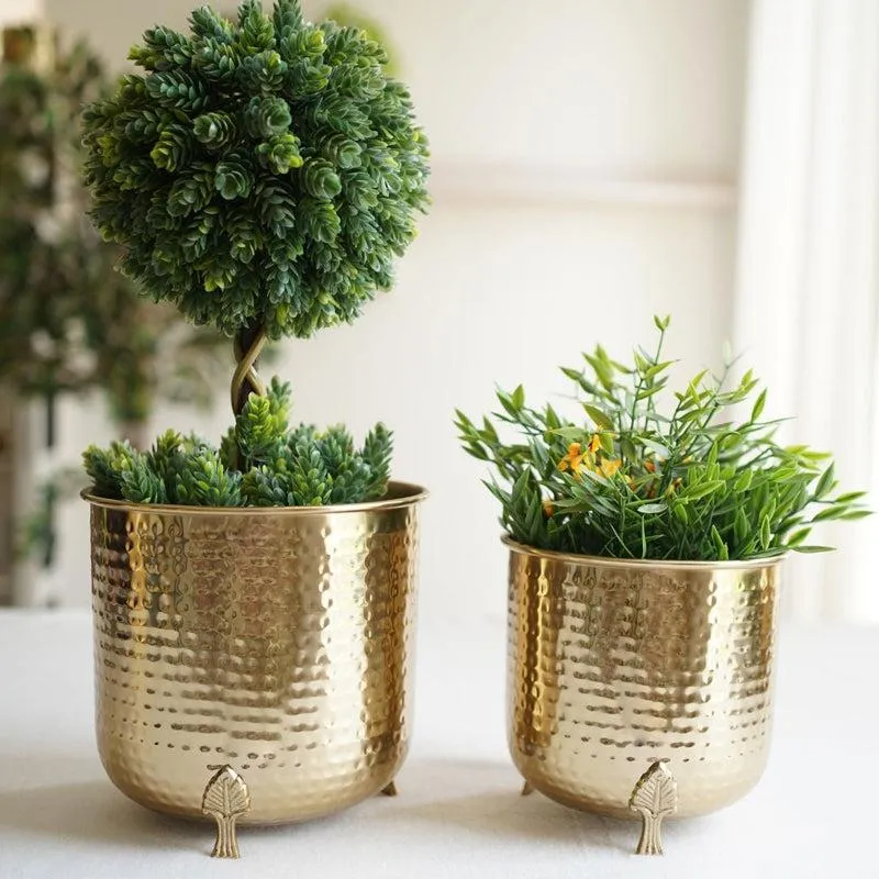 Finasa Metal Hammered Planter (Gold) - Set Of Two media 3